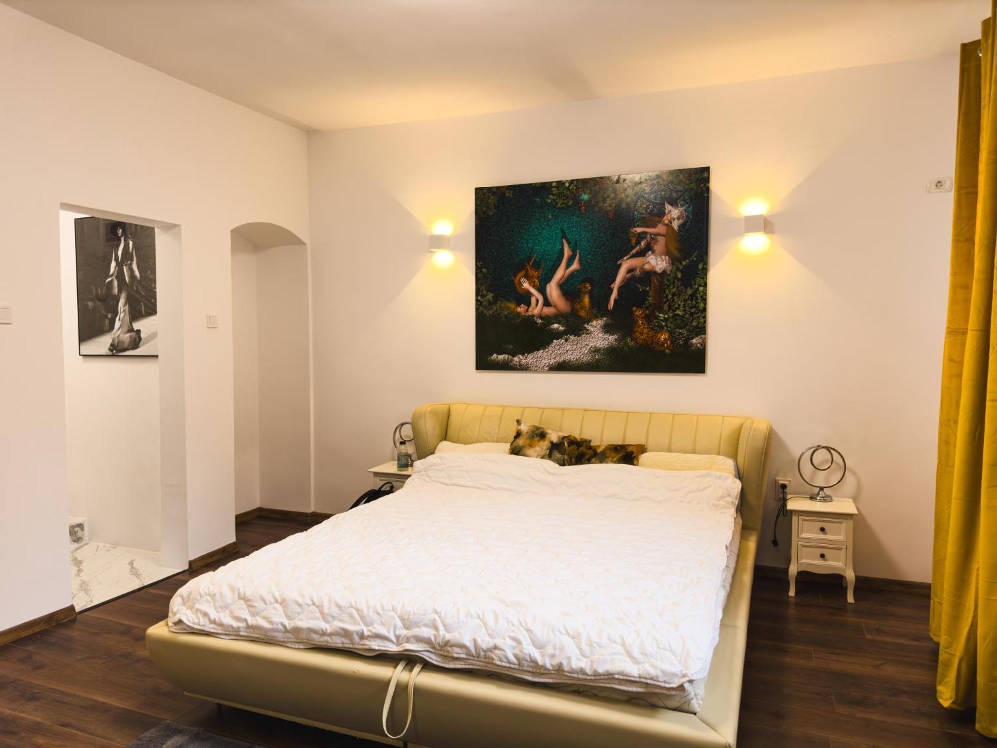 Loving Downtown Studio By Chr Luxury Property บูคาเรสต์ ภายนอก รูปภาพ